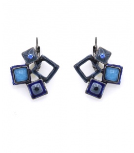 Oorbellen met blauwe vierkante vormen en glas steentje