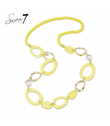 Halsketting lang met gele kralen en ovale goudkleurige schakels