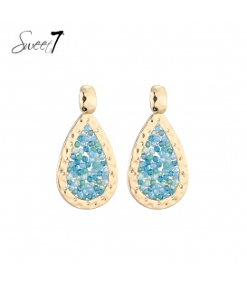 Oorbellen goudkleurige rand met blauwe gekleurde kralen