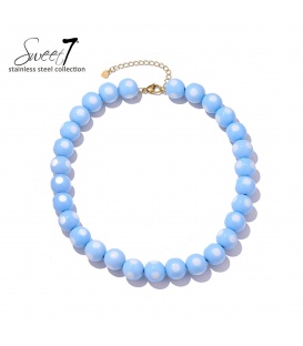 Halsketting kort met blauwe kralen en goudkleurige sluiting