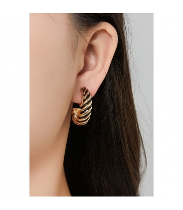 boucles-d-oreilles-clip 23138-nomusa-boucle-d-oreille-clip-noire