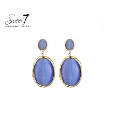 Oorbellen met ovale blauwe cat eye steen en goudkleurige rand