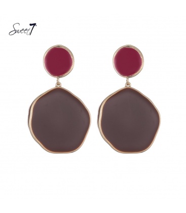 Oorbellen met bordeaux ronde top en bruine hanger