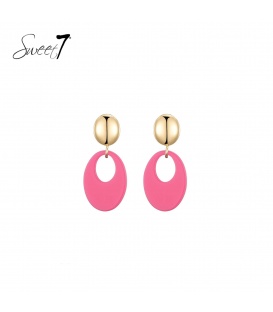 Oorbellen trendy roze hanger met een goudkleurig oor stukje