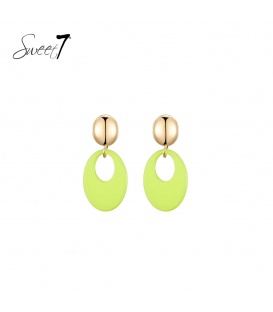 Oorbellen in neon groene kleur met goudkleurige stud