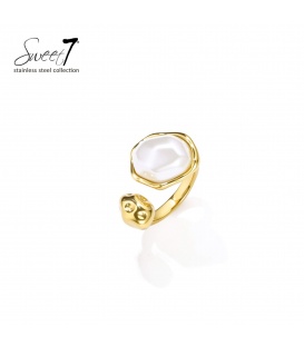 Goudkleurige ring met witte steen en modern open design