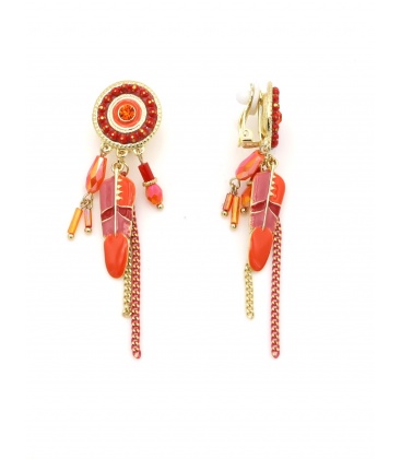 Oorclip in zachte tinten met goudkleurige rand