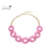 Halsketting met roze schakels en goudkleurige ketting