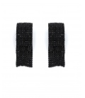 Oorclips met zwarte strass steentjes en rechthoekige vorm