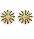 Oorclips met zwart en goudkleurig bloemdesign.