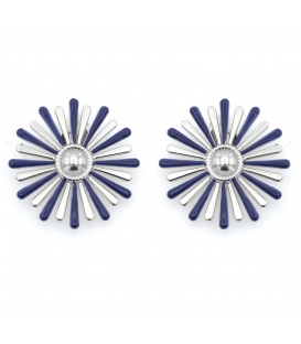 Oorclips met blauw en zilverkleurig bloem motief