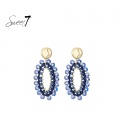 Oorbellen blauw met glas kralen en goudkleurige top