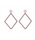Oorbellen met dunne donkerrode ruitvormige metalen hanger