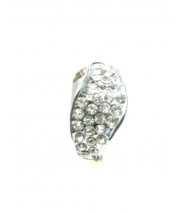 Zilverkleurige oorclips met heldere strass steentjes met een gladde rand